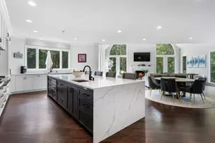 330 Longvue Ct, Johns Creek, GA 30097 - Photo 11