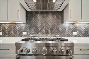 202 Dawson Dr, Woodstock, GA 30188 - Photo 13