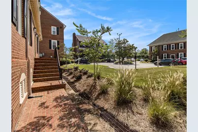 8385 Dunwoody Place #Main Level, Atlanta, GA 30350 - Photo 3