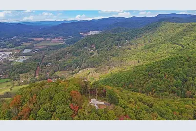 333 Favor Lane, Rabun Gap, GA 30568 - Photo 13