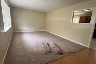 213 Peartree Ln, Riverdale, GA 30274 - Photo 3