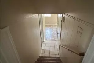 213 Peartree Ln, Riverdale, GA 30274 - Photo 5