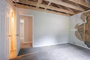 2140 Deer Trail, Suwanee, GA 30024 - Photo 29