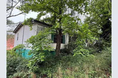 165 Jefferson Avenue, Hoschton, GA 30548 - Photo 3