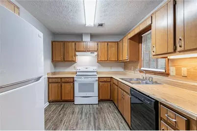 604 Hamlet Court SE, Conyers, GA 30094 - Photo 9