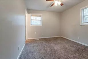 1410 Willow Dr, Riverdale, GA 30296 - Photo 17