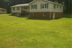 204 Melanie Ln, Woodstock, GA 30188 - Photo 3