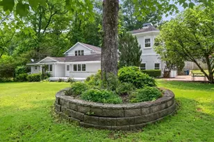 6771 Sunny Brook Ln, Atlanta, GA 30328 - Photo 3