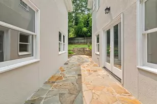 6771 Sunny Brook Ln, Atlanta, GA 30328 - Photo 47