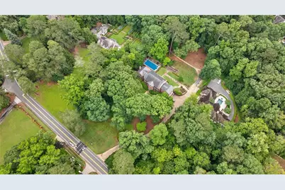 280 Blackland Road NW, Atlanta, GA 30342 - Photo 9