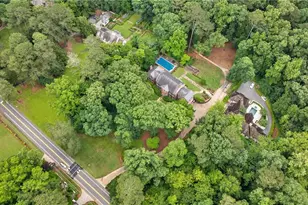 280 Blackland Rd NW, Atlanta, GA 30342 - Photo 9