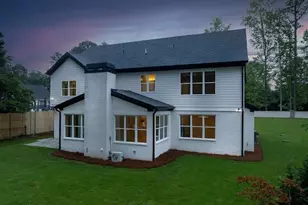 4955 Chamblee Dunwoody Rd, Dunwoody, GA 30338 - Photo 3