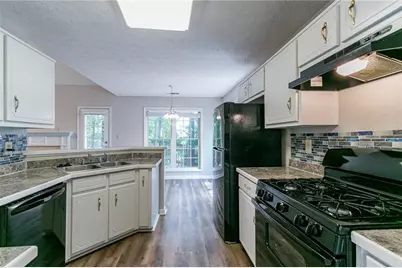 12015 Harbour Town Parkway, Fayetteville, GA 30215 - Photo 5