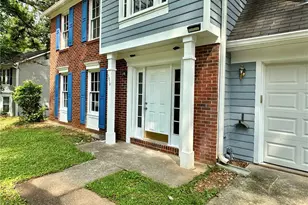 4970 Clubgreen Summit, Stone Mountain, GA 30088 - Photo 3