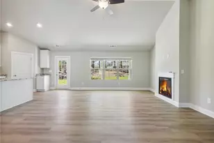 204 Rachel Ln, Hartwell, GA 30643 - Photo 3