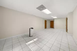 127 Roe Hampton Ln, Stone Mountain, GA 30087 - Photo 41