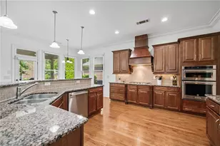 13042 Dartmore Ave, Alpharetta, GA 30005 - Photo 15