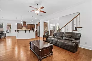 13042 Dartmore Ave, Alpharetta, GA 30005 - Photo 19