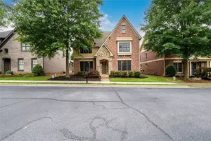 13042 Dartmore Ave, Alpharetta, GA 30005 - Photo 3