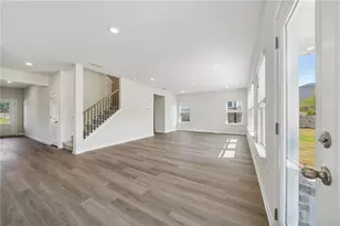 96 Sope Crk Cir, Pendergrass, GA 30567 - Photo 5