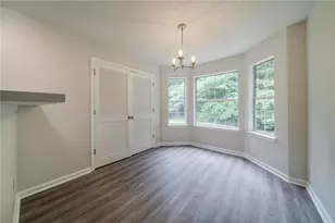 621 Lakewater View Dr, Stone Mountain, GA 30087 - Photo 5