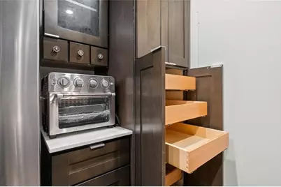 6851 Roswell Road #H18, Atlanta, GA 30328 - Photo 5
