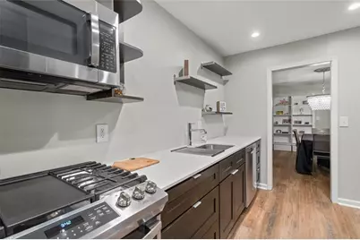 6851 Roswell Road #H18, Atlanta, GA 30328 - Photo 3