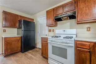 2563 Creek Terrace, Snellville, GA 30078 - Photo 7