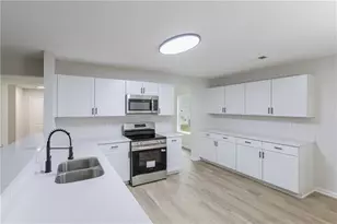 450 Pinevale Ct, Atlanta, GA 30349 - Photo 3