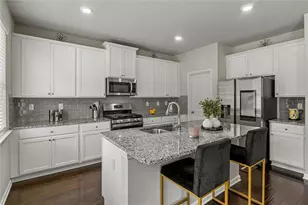 7207 Gladstone Cir, Stonecrest, GA 30038 - Photo 9