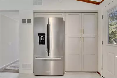 111 Robinhood Drive, Woodstock, GA 30188 - Photo 13