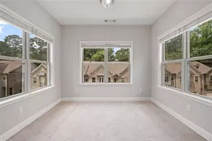 1463 Edgebrook Ct NE, Atlanta, GA 30329 - Photo 21