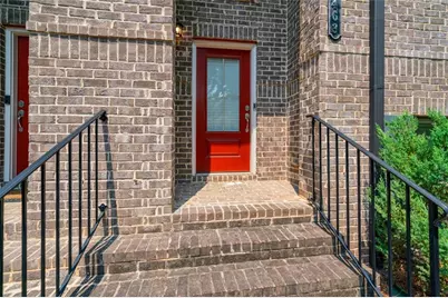 1463 Edgebrook Court NE #14, Atlanta, GA 30329 - Photo 3