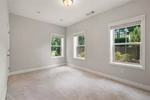 1463 Edgebrook Ct NE, Atlanta, GA 30329 - Photo 29