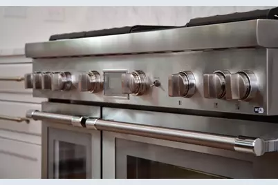 258 Pineland Road NW, Atlanta, GA 30342 - Photo 19