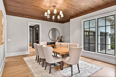 258 Pineland Road NW, Atlanta, GA 30342 - Photo 9