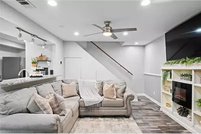 1351 Old Coach Road SW, Marietta, GA 30008 - Photo 5