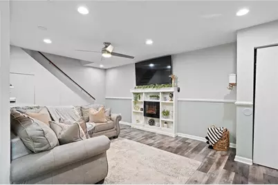 1351 Old Coach Road SW, Marietta, GA 30008 - Photo 3