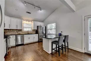 1133 Capital Club Cir NE, Brookhaven, GA 30319 - Photo 17