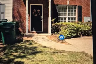 2289 Strathmoor Manor Dr, Lithonia, GA 30058 - Photo 1