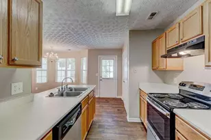 2289 Strathmoor Manor Dr, Lithonia, GA 30058 - Photo 3