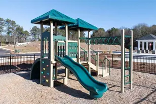 1404 Gray Branch Dr, Lawrenceville, GA 30045 - Photo 5