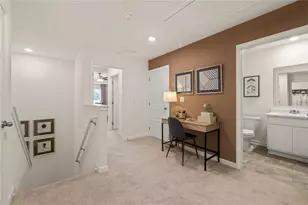 1404 Gray Branch Dr, Lawrenceville, GA 30045 - Photo 21