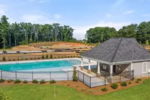 1404 Gray Branch Dr, Lawrenceville, GA 30045 - Photo 3