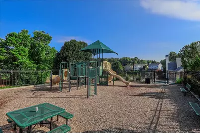 3955 Longlake Drive, Duluth, GA 30097 - Photo 9