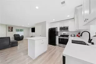 1735 Carter Cir, Atlanta, GA 30344 - Photo 9