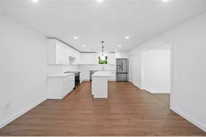 401 Cottonwood Drive, Woodstock, GA 30189 - Photo 13