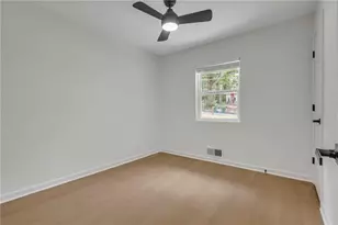 1733 Hollyhock Terrace, Decatur, GA 30032 - Photo 37