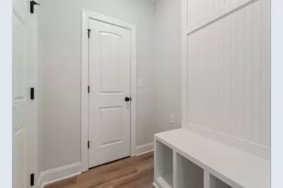 3285 Lions Ruby Lane, Atlanta, GA 30349 - Photo 9