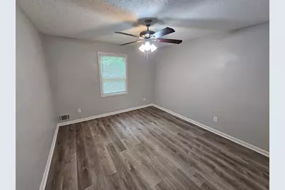 636 Raven Springs Trail, Stone Mountain, GA 30087 - Photo 27